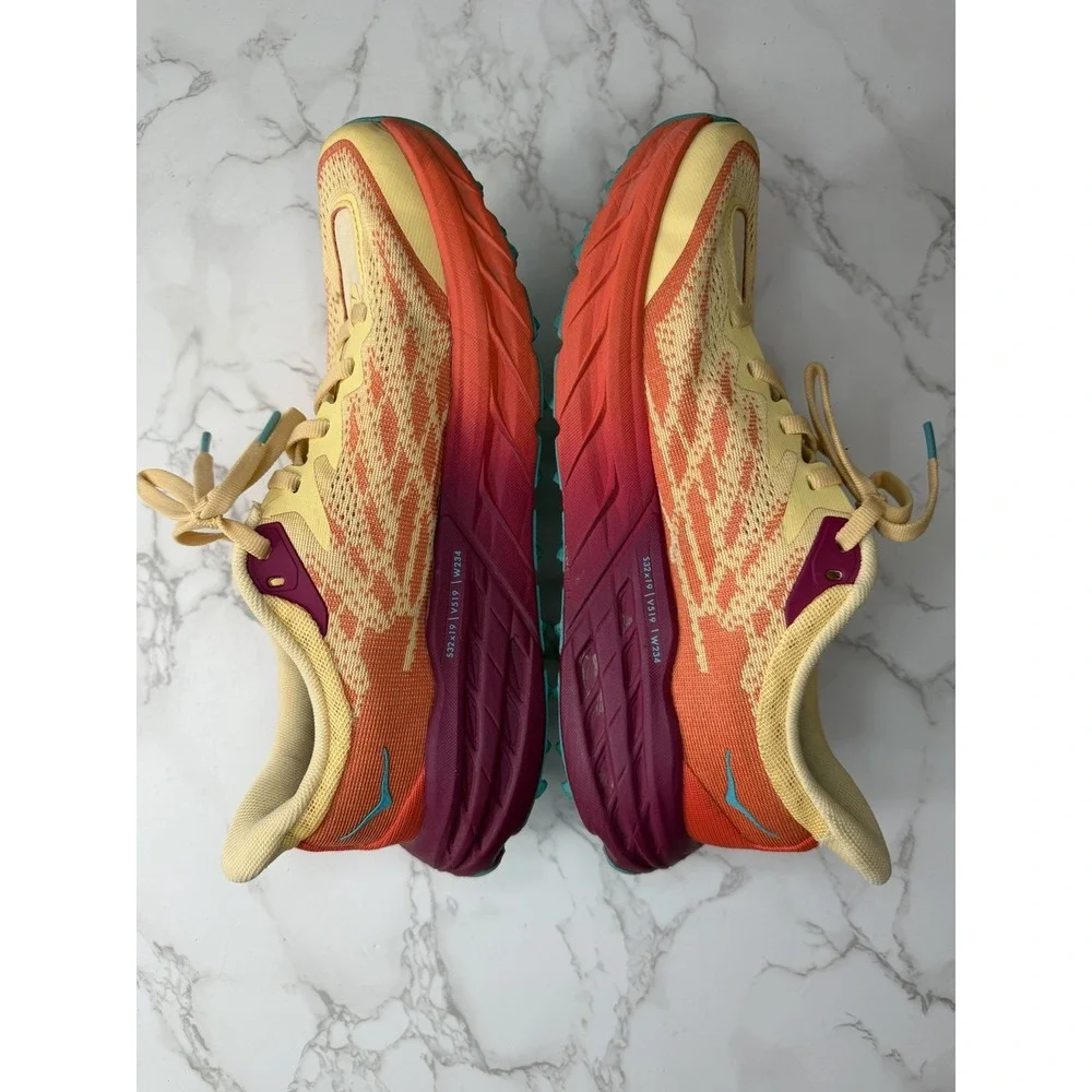 Hoka One One Speedgoat 5 Trail Running Shoes Multicolor Womens 7.5B Vibram